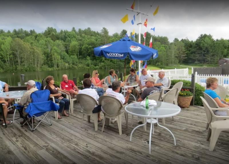 Commodores Inn Stowe Ngoại thất bức ảnh
