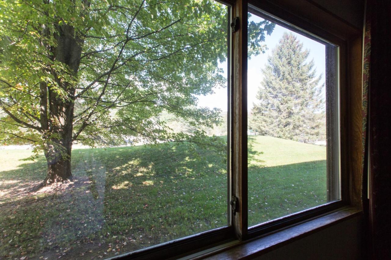 Commodores Inn Stowe Ngoại thất bức ảnh