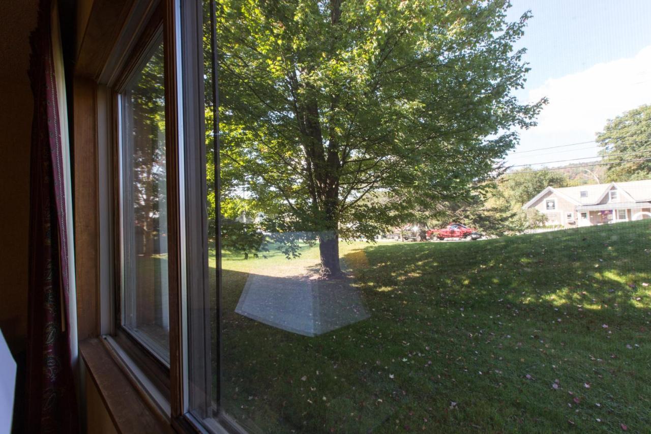 Commodores Inn Stowe Ngoại thất bức ảnh