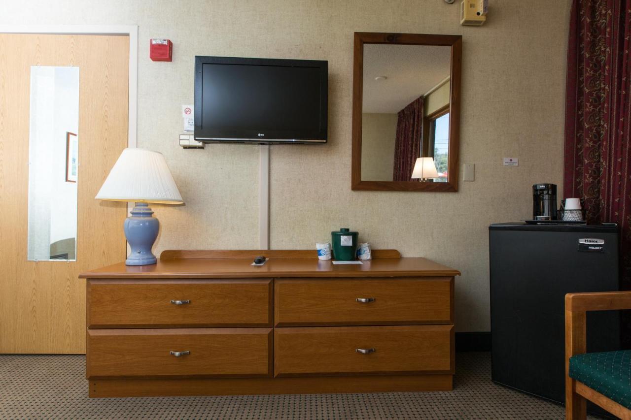 Commodores Inn Stowe Ngoại thất bức ảnh