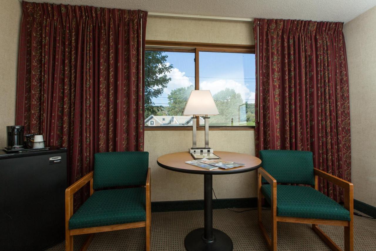 Commodores Inn Stowe Ngoại thất bức ảnh